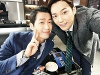‘리멤버’ 김진우, 남궁민과의 투샷 '훈훈 그자체'