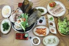 국내 대표 여행지 안면도에 위치한 맛집 전통딴뚝칼국수