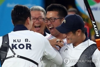 양궁 남자단체 금메달, 김우진 
