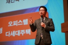 [2017 부동산시장 대전망] 권기헌 앤드플러스경제연구소 대표 소액투자는 신축건물이 정답