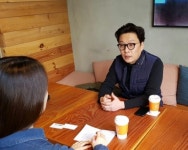 [프랜차이즈 풍향계] 칙칙한 당구장은 잊어라…IT 접목한 카페형 당구장 존케이지 빌리어즈