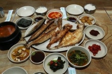 주문진 바다 한입에 담는 터줏대감 맛집 실비생선구이