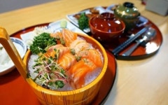 부산 연어 맛집 3대천왕 미식가의연어 동래 온천천 핫플레이스로 떠올라…여행코스로 최적