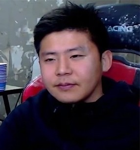 한신대 교수 위안부 왜곡 발언으로 사형 직면, 조희연·전수영 논란, 불법 댓글공작단과의 연관성 논란으로 사과 잇따라