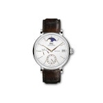 손목 위에 달이 뜬다… IWC, 문페이즈 기능 더한 포르토피노 모델 선보여