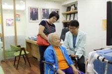 스타키그룹, 스타키보청기 양평센터 통해 백세어르신께 백세보청기 무료 기증