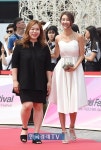 [포토]레이싱모델 정주미-슈어바이정민 린 원장 'MAXIM K-MODEL AWARDS 왔어요'