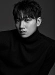 백철민, 에스팀 엔터테인먼트와 전속계약 체결…장윤주-김재영-김진경과 한솥밥