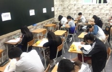 대치동 수학학원의 새로운 트렌드 프리미어 학원, '학생 1명당 선생님 2명이 붙어'