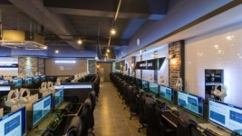 성공 창업 프로그램으로 예비 창업자에게 주목 PC방 창업 브랜드 헌터 PC방