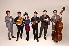 두번째달, 31일 카운트다운 콘서트 ‘반반’(半半) 개최