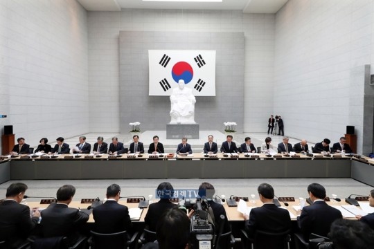 국가안보 강화와 참전 보상 약속, 독립운동 유공자 예우 강조