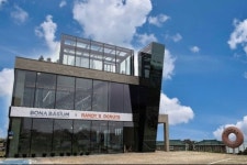 국내 1호점 랜디스 도넛 제주점, 8월 15일 무료 시식 이벤트 성공적 마무리