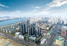 입주 앞둔 반포센트럴자이, 교통·학군 갖춘 고품격 강남 대표 단지로 주목