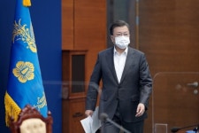[속보] 문 대통령 면목 없지만 회피할 수 없다…LH 정면돌파