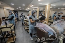 모델 머리 망친 호텔 미용실 3억2천만 원 배상