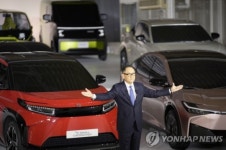 도요타, 미국 車시장 1위 등극…GM, 90년만에 밀려나