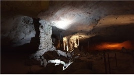 Cave Myeongdong(동굴명동) | 시간이 멈춘 꽁로동굴(Kong Lor Cave)에서 [K-VINA 칼럼]