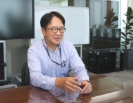 신민식 한화생명 CIO 해외채권 비중 줄이고 국공채 투자 늘린다  [생보사 CIO에게 듣는다①]