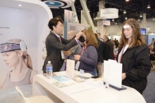 와이브레인, CES 2023서 200여개 업체 미팅…미국 진출 교두보 마련