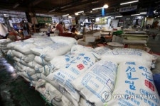 24일부터 日 오염수 방출…소금株 불기둥