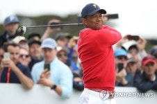 타이거 우즈, 스크린골프로 전향?