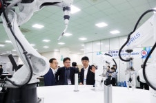 브릴스-대한상공회의소 충남인력개발원 로봇특화센터 개소