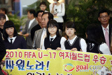 [女 U-17 귀국] 친구들이 자랑스럽습니다