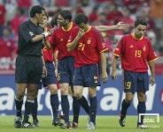 2002 WC 한국-스페인전 주심이 말하는 '오심 논란과 VAR'