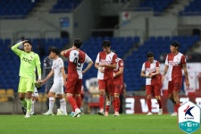 ‘박진섭 체제 첫 패’ 부산, 천 리 길도 한 걸음부터