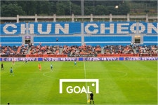 논두렁 잔디 보식한 강원FC…생기 찾은 춘천송암스포츠타운