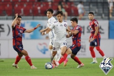 [GOAL 현장리뷰] 폭우 속 혈투 벌였지만...김천, 충북청주와 0-0 무승부