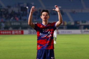 ‘AG 금메달’ 딴 전북 동료들에게 행운 빈 김진규...“잘 풀려서 각자 갈 길 가자”
