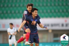 [GOAL 현장리뷰] ‘홍원진 골’ 충북청주, ‘모따 골’ 천안과 비겼다...충청더비서 승점 1점 나눠