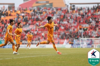 [GOAL 현장] 2005년생 김준하 결승골! 제주SK, 우승 후보 FC서울 격침