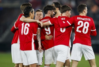 ‘무관 위기’ 손흥민 이번에도 득점 침묵…토트넘, 알크마르 원정서 0-1 패배→UEL 우승 ‘적색불’ [GOAL 리뷰]