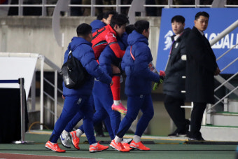 [공식발표] 오만전 다친 이강인·백승호 큰 부상 피했다…KFA “심각하지 않아, 재소집 후 경과 관찰”