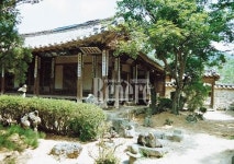 [TRAVEL FEATURE]민속마을② 전통이 살아 숨 쉬는 전형적인 반촌