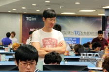 [e앵글]유대현 해설위원, WCS 예선 현장에 깜짝 방문