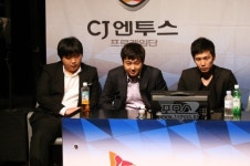 KT vs 제8게임단, SK플래닛 스타크래프트2 프로리그 12-13 시즌 6R