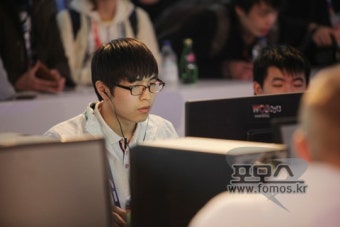 [WCG 2013]효자 종목 스타2, 한국 선수단 전승으로 8강!
