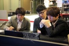 [포토]이동통신사 라이벌 매치 선취점은 ‘돌격대장’ 주성욱의 몫!