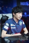 [포토]‘엠퍼러’ 김진현, 1세트 가볍게 이겼어요!