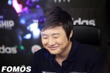 [포토]피파온라인3 BJ 섭이 김승섭, 억지 눈웃음 헤