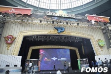 [포토] 바쁘게 움직이는 스태프들