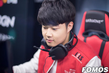[포토] 후니 허승훈 긴장되는 SKT 첫 경기