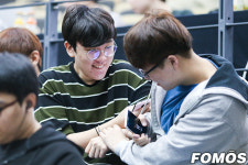 [포토] 룰러-하루 소양교욱 기다리며 티격태격