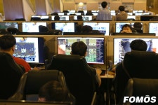 [포토] WEGL 랜파티에 참가한 스타1 팬들 짜릿한 한 판 승부