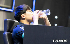 [포토] KeG 클래시 로얄 우승 차지한 전남 이치훈 