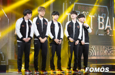 [포토] 퐁 부에 승리를 거둔 SK텔레콤 T1 